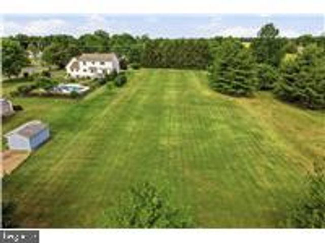 1795 FREIER RD, Quakertown, PA 18951