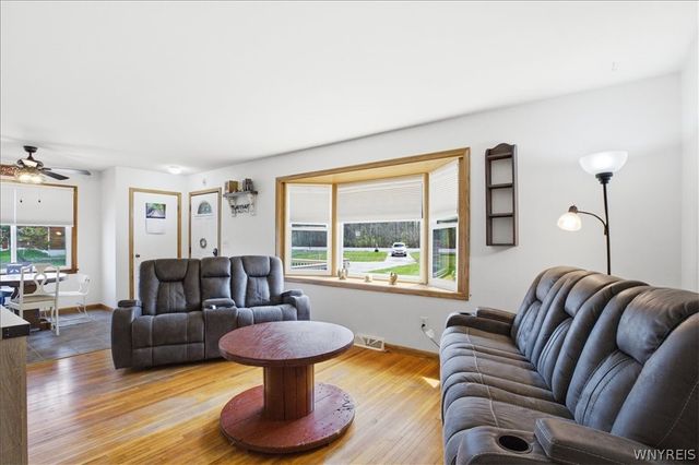 12314 Genesee Street, Alden, NY 14004