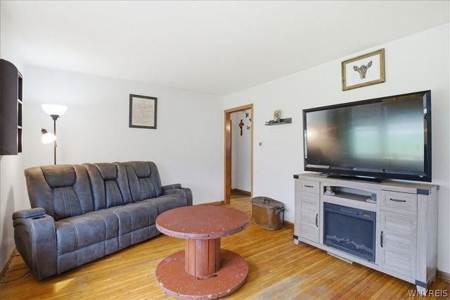 12314 Genesee Street, Alden, NY 14004