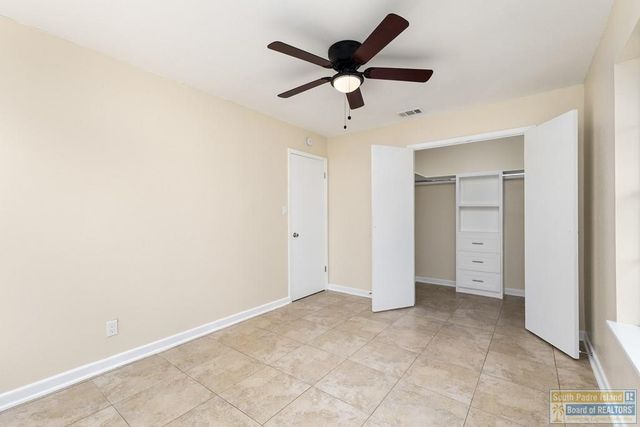 1264 Esperanza Ln., Brownsville, TX 78520