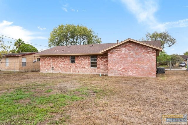 1264 Esperanza Ln., Brownsville, TX 78520