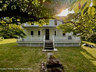 1100 Harlemville Road, Ghent, NY 12075