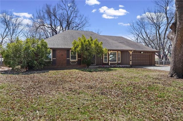 7129 E 87th Street, Kansas City, MO 64138