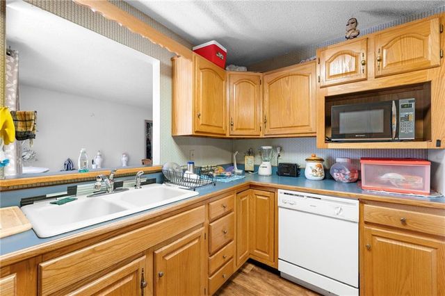 7129 E 87th Street, Kansas City, MO 64138