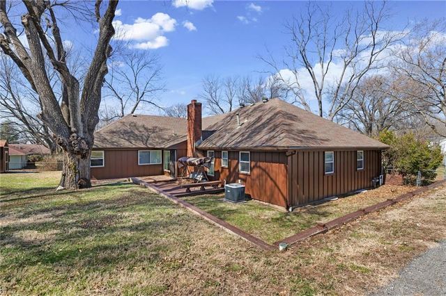 7129 E 87th Street, Kansas City, MO 64138