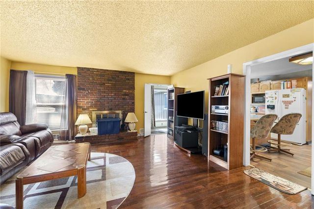 7129 E 87th Street, Kansas City, MO 64138