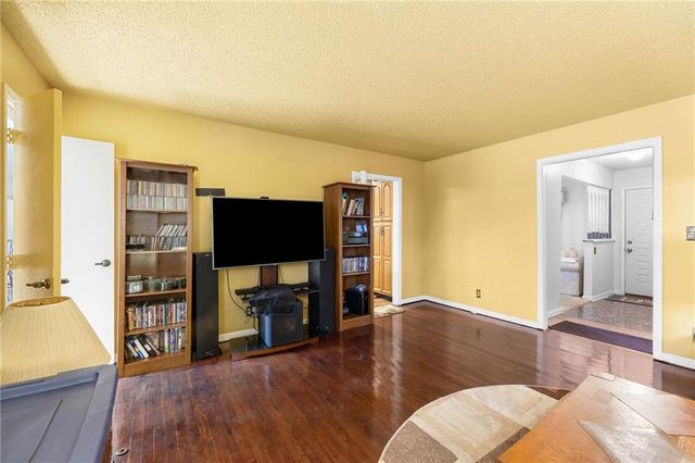 7129 E 87th Street, Kansas City, MO 64138