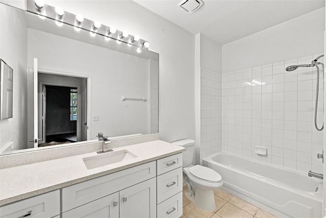 7135 YACHT BASIN AVENUE 211, Orlando, FL 32835