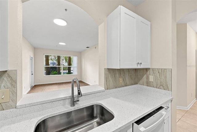 7135 YACHT BASIN AVENUE 211, Orlando, FL 32835