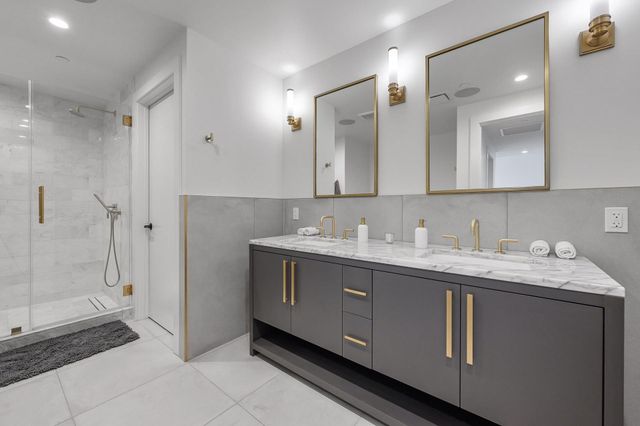 70 Rainey ST 2806, Austin, TX 78701