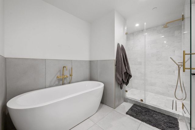 70 Rainey ST 2806, Austin, TX 78701