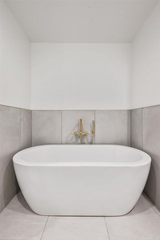 70 Rainey ST 2806, Austin, TX 78701