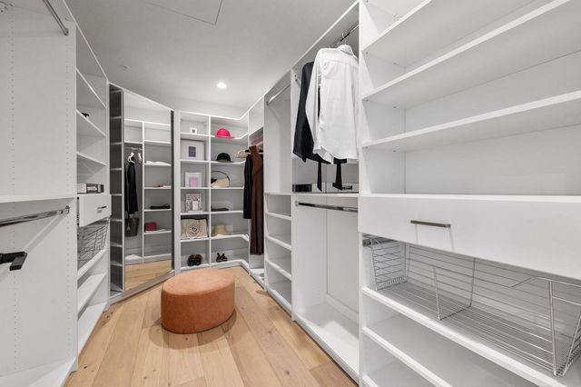 70 Rainey ST 2806, Austin, TX 78701