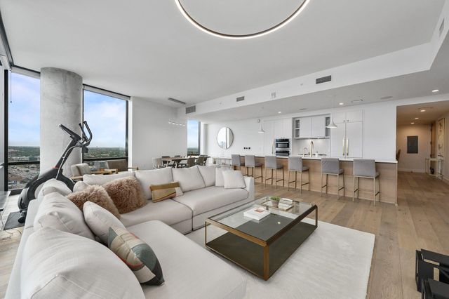 70 Rainey ST 2806, Austin, TX 78701