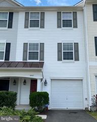 3067 CHINKAPIN OAK LN, Woodbridge, VA 22191