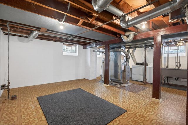 2532 32nd Avenue S, Minneapolis, MN 55406