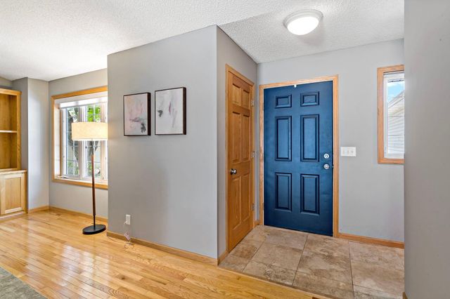 15111 Appaloosa Trail NE, Prior Lake, MN 55372