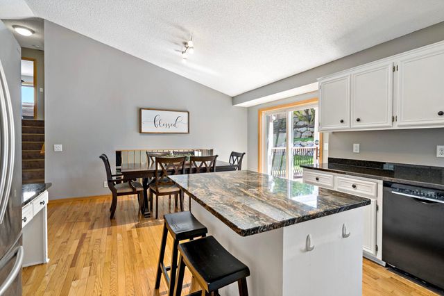 15111 Appaloosa Trail NE, Prior Lake, MN 55372
