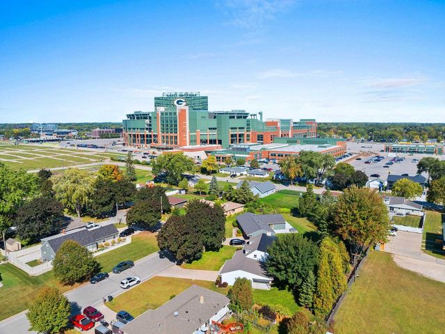 2045 KASSNER DRIVE, Green Bay, WI 54304