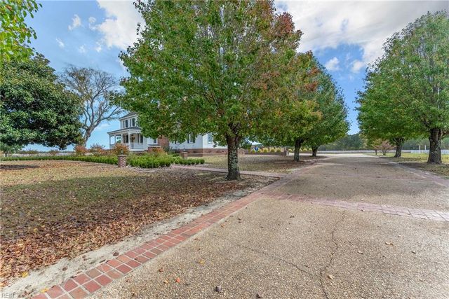 456 Barnes RD, Suffolk, VA 23437