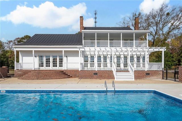 456 Barnes RD, Suffolk, VA 23437