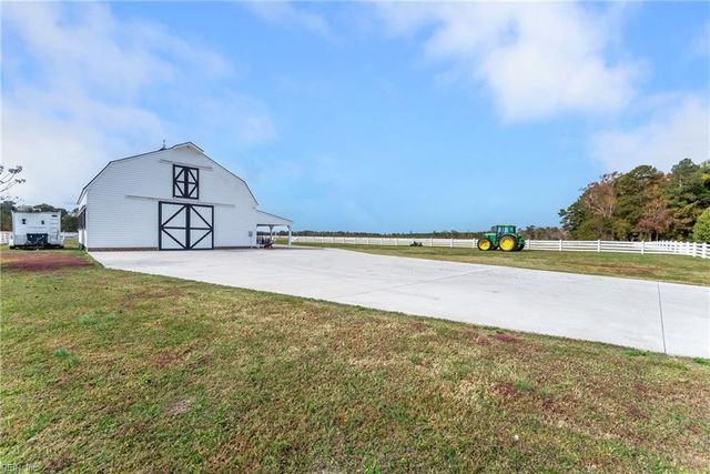 456 Barnes RD, Suffolk, VA 23437