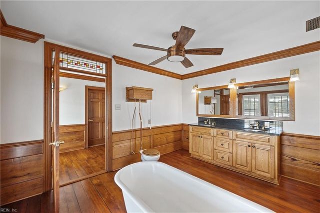 456 Barnes RD, Suffolk, VA 23437