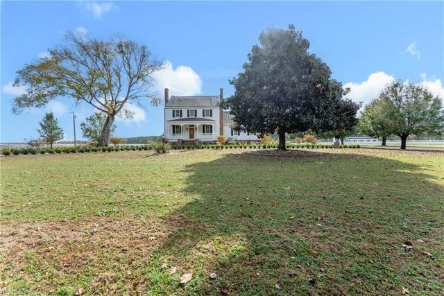 456 Barnes RD, Suffolk, VA 23437