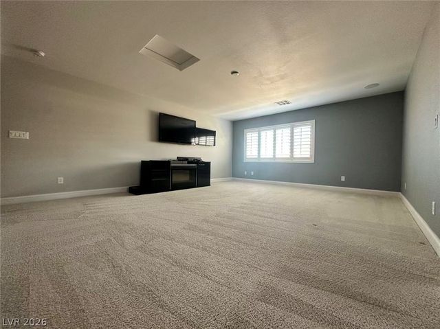 5937 Gordon Creek Avenue, Las Vegas, NV 89139