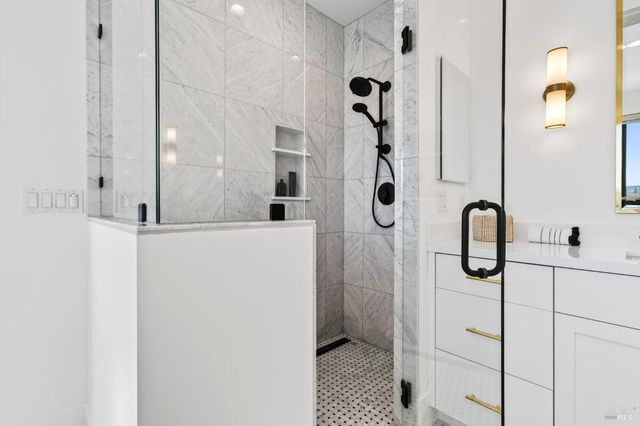 16 Upland Rd, St. Helena, CA 94574