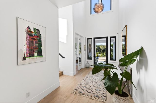 16 Upland Rd, St. Helena, CA 94574