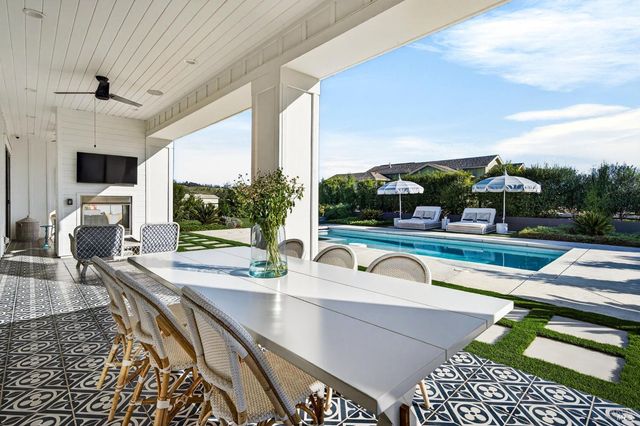 16 Upland Rd, St. Helena, CA 94574