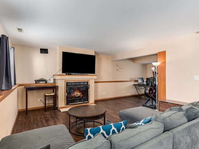 7202 Faxton Lane, Plainfield, IL 60586