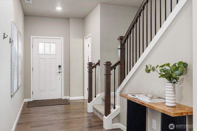 25620 204th Place SE, Covington, WA 98042