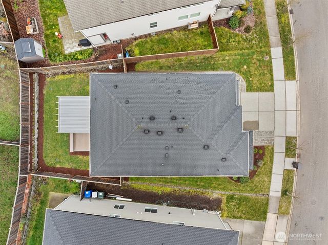 25620 204th Place SE, Covington, WA 98042