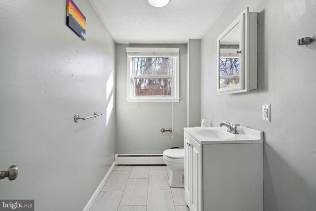 426 E HINCKLEY AVE, Ridley Park, PA 19078