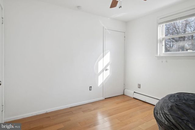 426 E HINCKLEY AVE, Ridley Park, PA 19078