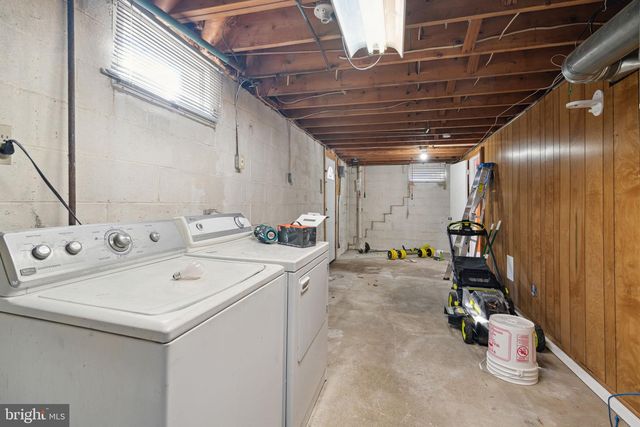 426 E HINCKLEY AVE, Ridley Park, PA 19078