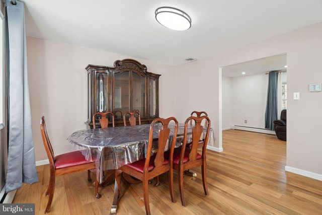 426 E HINCKLEY AVE, Ridley Park, PA 19078