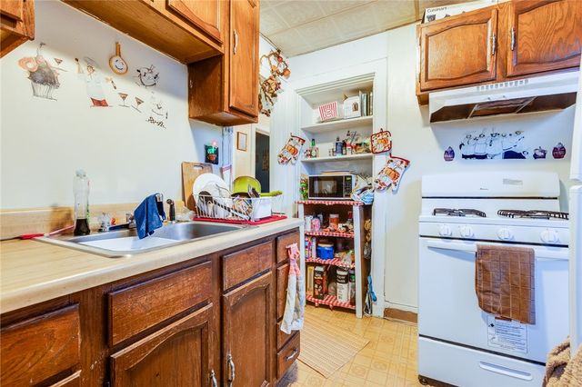 1410 Creedmoor, Brookline, PA 15226