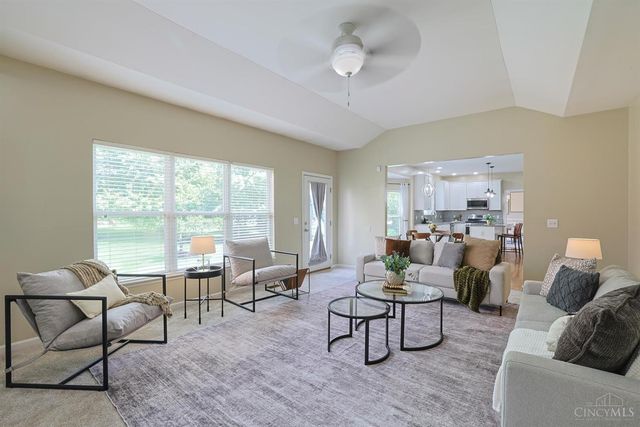 8706 Charleston Ridge Drive, Deerfield Twp., OH 45040