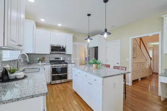 8706 Charleston Ridge Drive, Deerfield Twp., OH 45040