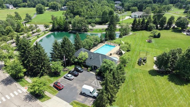 8706 Charleston Ridge Drive, Deerfield Twp., OH 45040