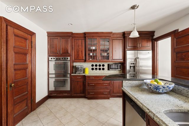 608 2nd Street, New York City, NY 11215
