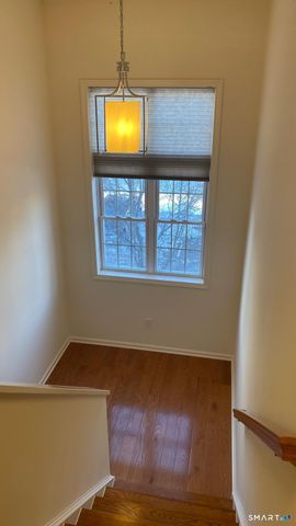 403 Larson Drive 403, Danbury, CT 06810