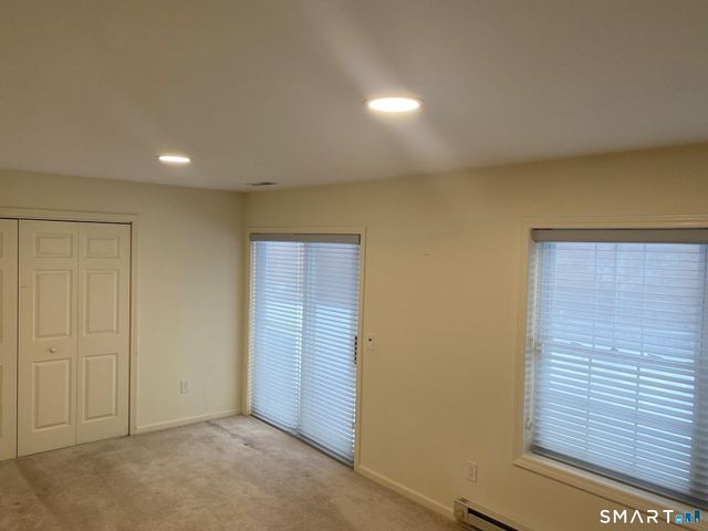 403 Larson Drive 403, Danbury, CT 06810