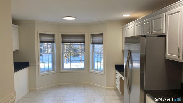 403 Larson Drive 403, Danbury, CT 06810