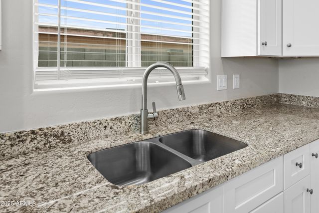 4050 N KIOHA Drive, Eloy, AZ 85131