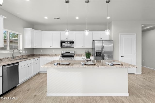4050 N KIOHA Drive, Eloy, AZ 85131