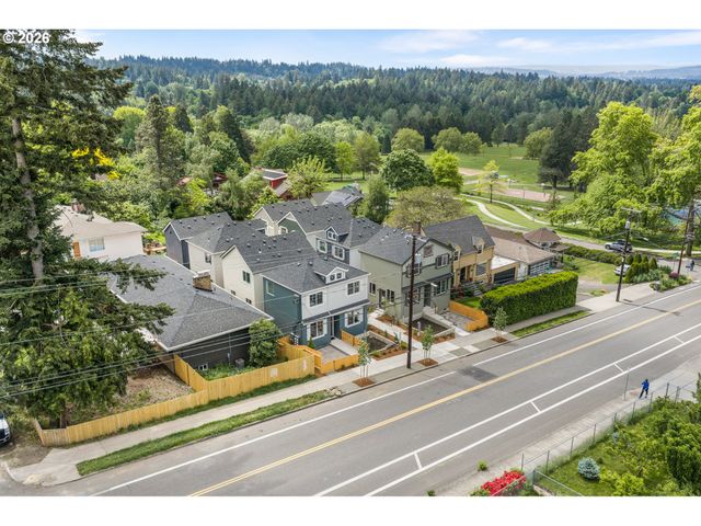3616 Sw Vermont St, Portland, OR 97219